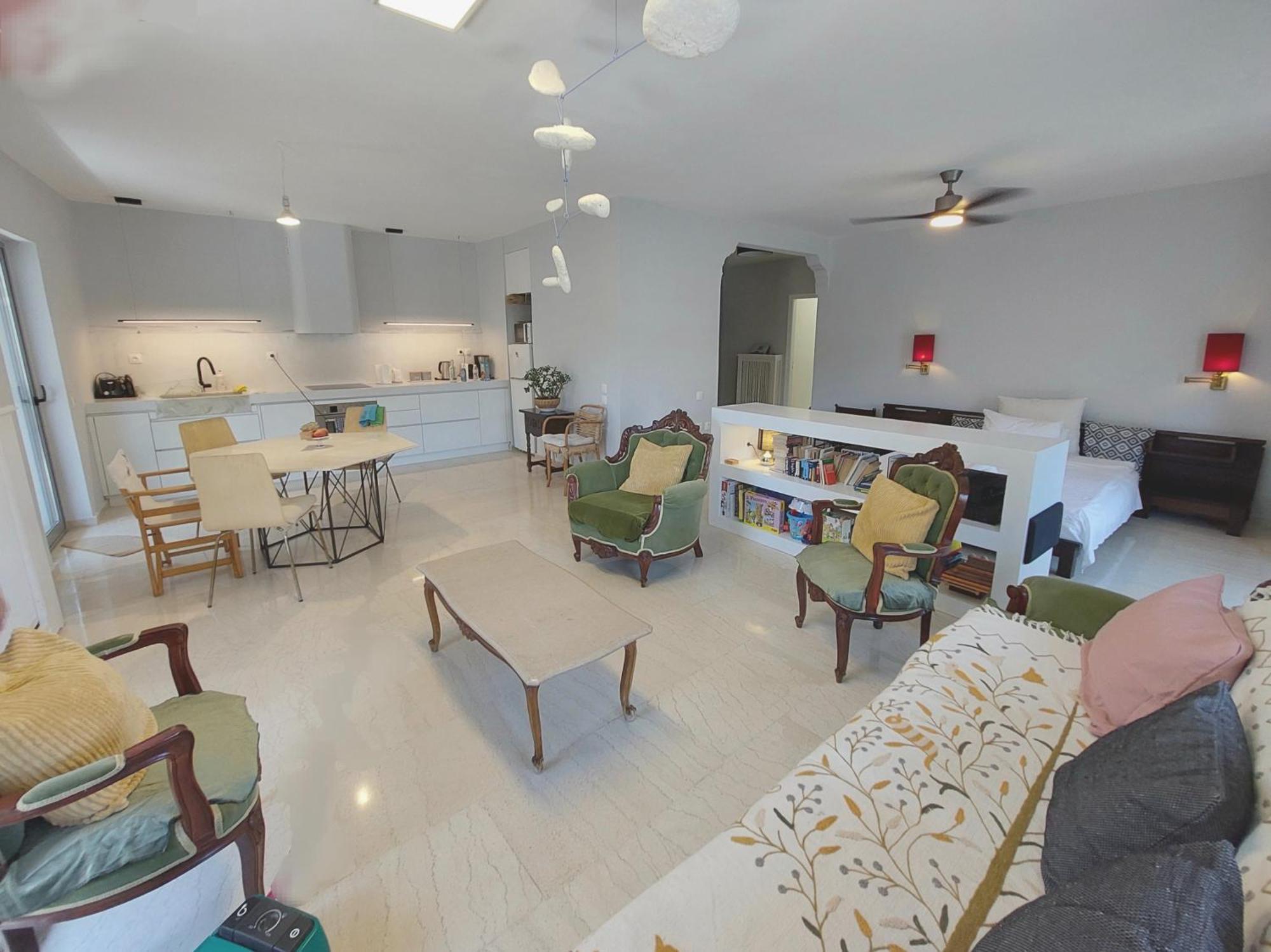 Friends & Family Apartment Athena Bagian luar foto