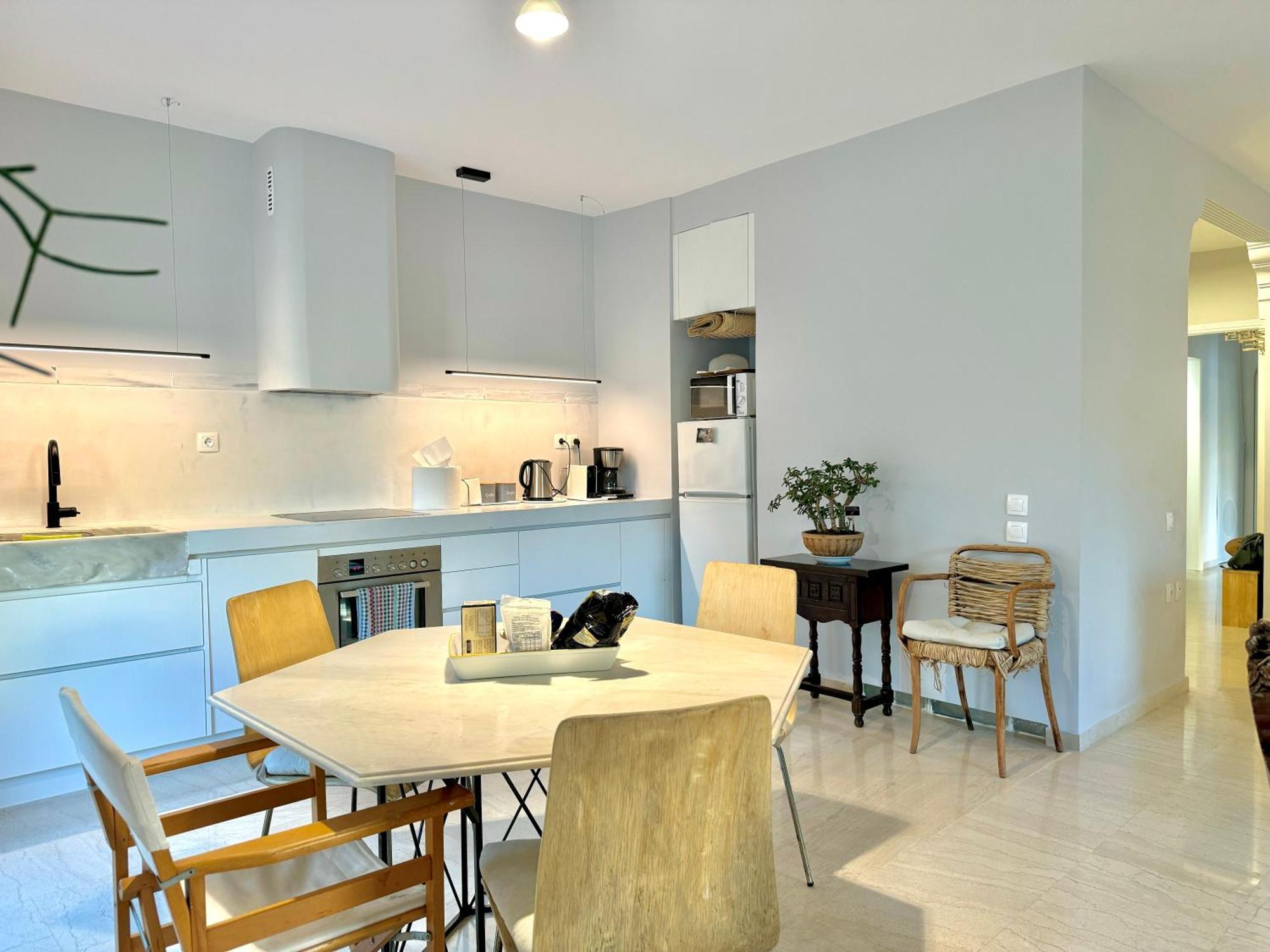 Friends & Family Apartment Athena Bagian luar foto