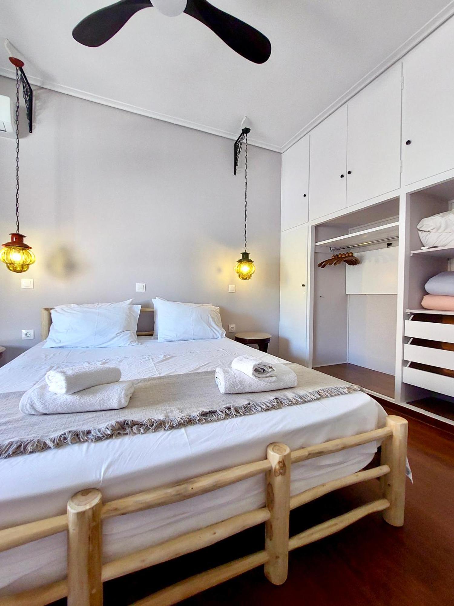 Friends & Family Apartment Athena Bagian luar foto