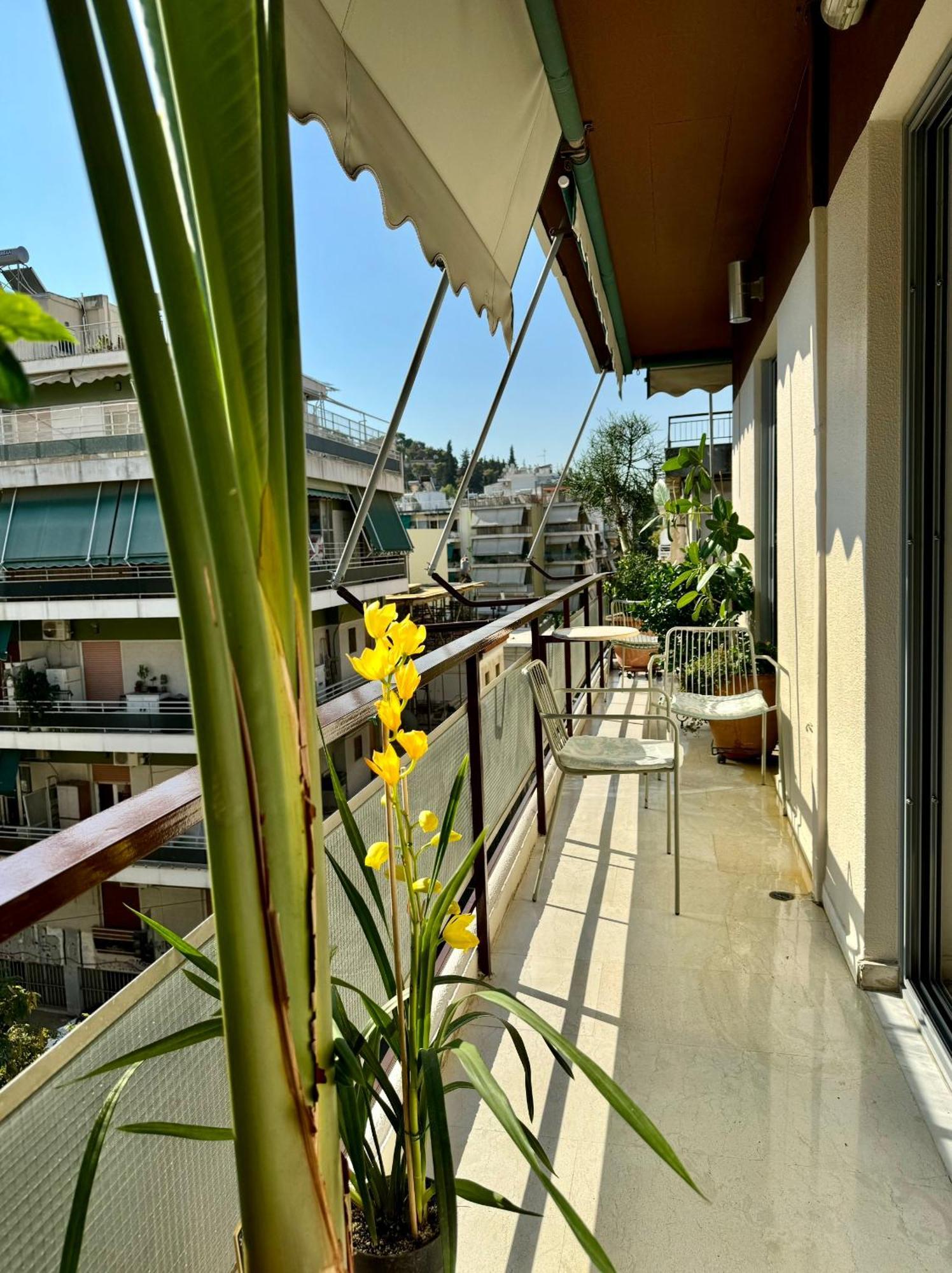 Friends & Family Apartment Athena Bagian luar foto